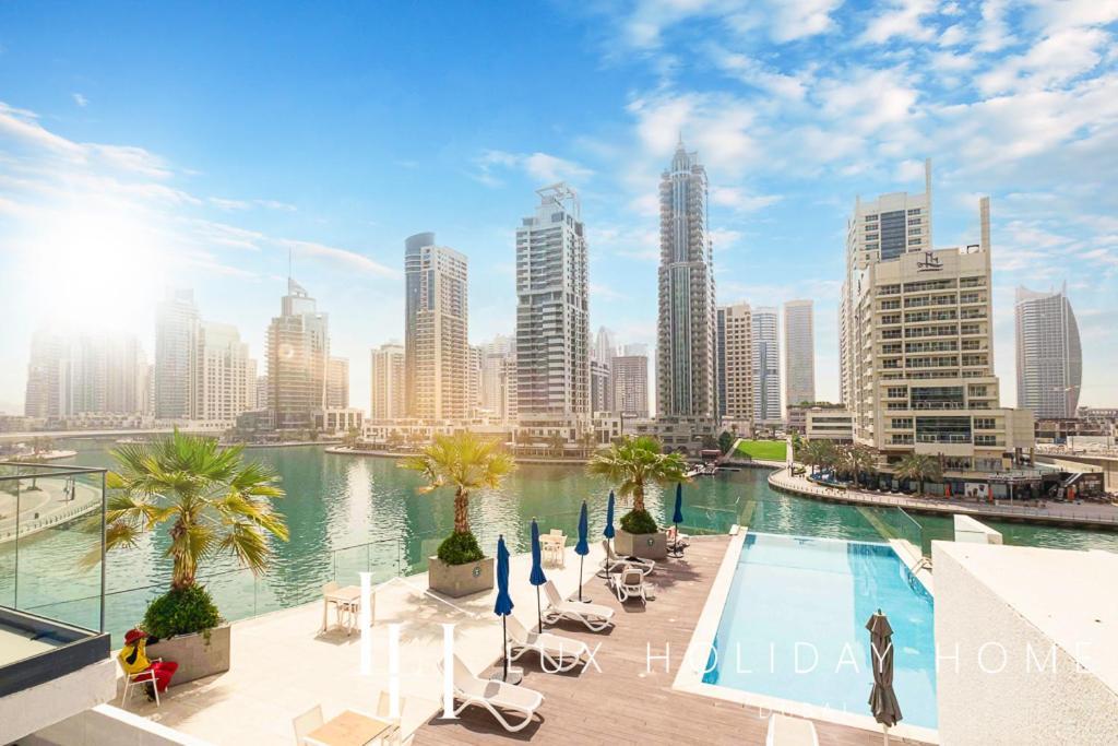 Lux Contemporary Suite With Full Marina View 6 Dubai Buitenkant foto